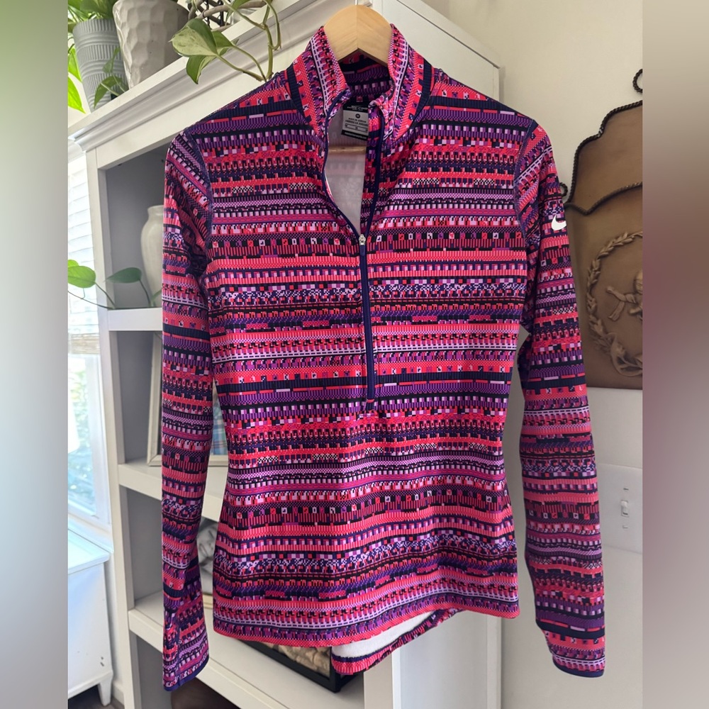 Nike Women's Pink and Purple Patterned, Dry Fit Top